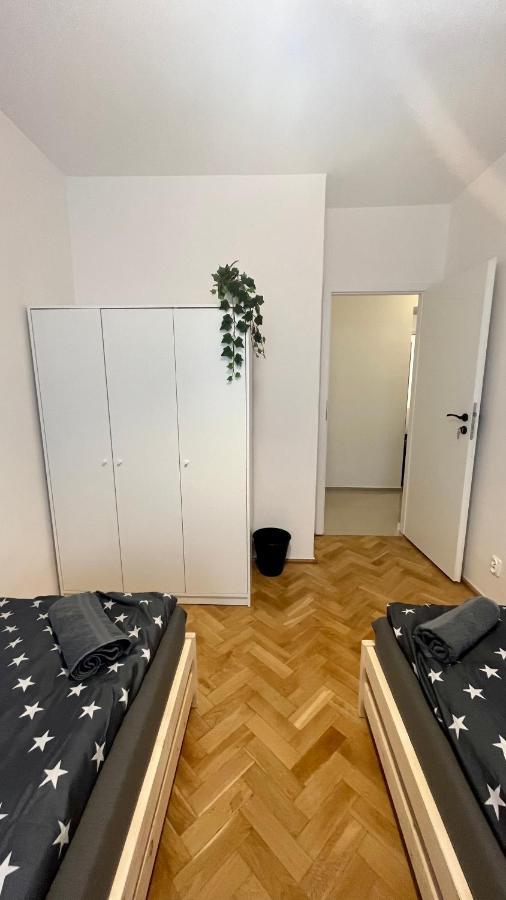 Warszawa Krucza Pokoje Exterior foto